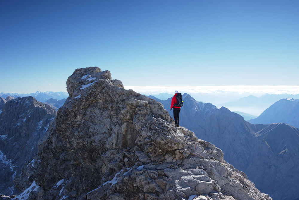 Wie Lange Braucht Man Auf Die Zugspitze Die 5 schönsten Wanderwege auf die Zugspitze